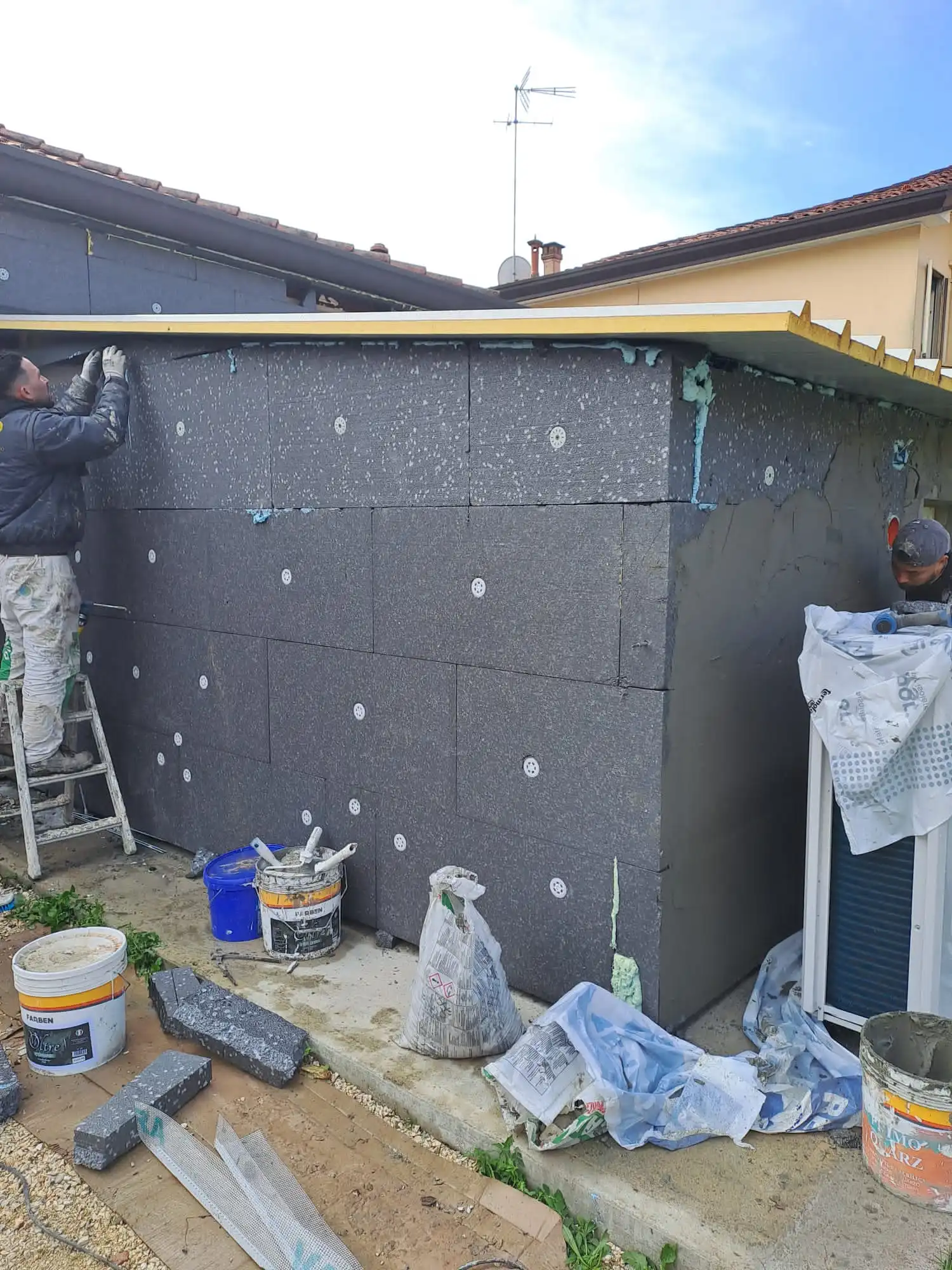 Facciata finita con cappotto termico